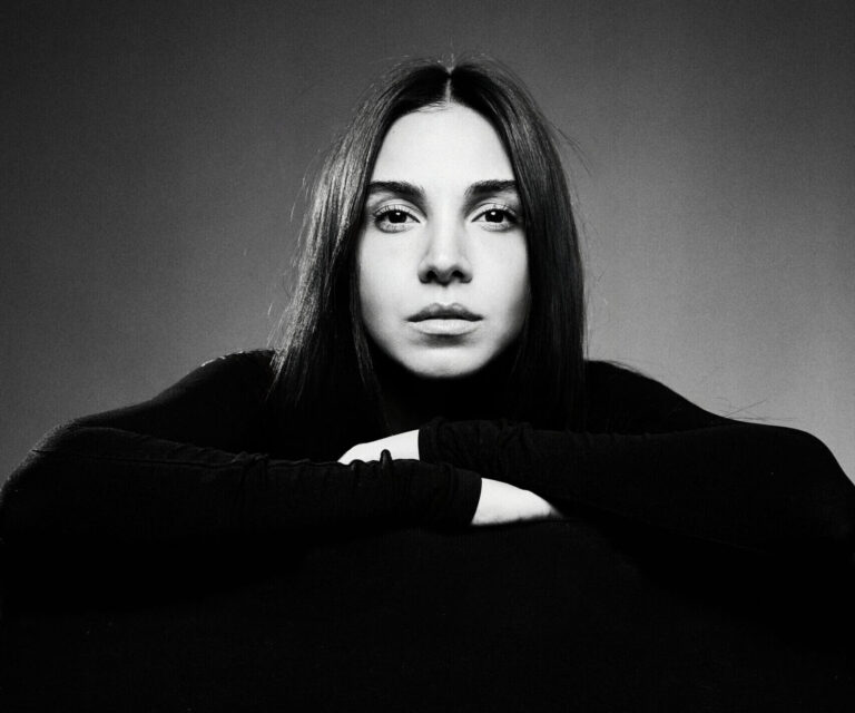 Salma Abu Deif Details The “Hectic” One-Location Scenes of ‘Ard Wa Talab’: “We Lost Our Minds”